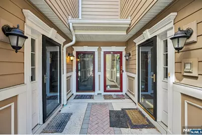 102 Abbie Court B1 #B1, West New York, NJ 07093 - Photo 3