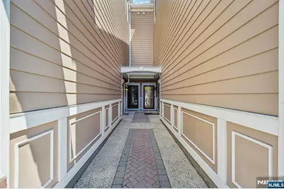 102 Abbie Court B1 #B1, West New York, NJ 07093 - Photo 33