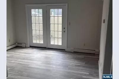 37-2 Smith Street 37-2 #37-2, Waldwick, NJ 07463 - Photo 3