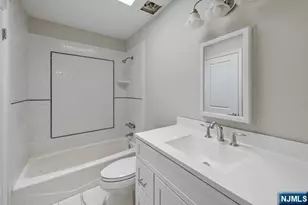 37-2 Smith Street 37-2, Waldwick, NJ 07463 - Photo 9