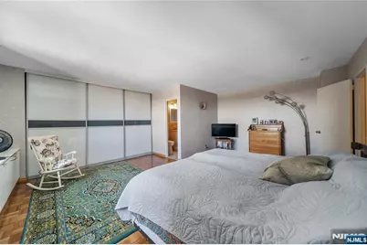 2200 N Central Road 6H #6H, Fort Lee, NJ 07024 - Photo 15