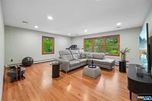 720 Maxwell Pl, Ridgewood, NJ 07450 - Photo 19
