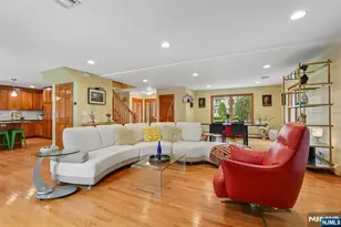 720 Maxwell Pl, Ridgewood, NJ 07450 - Photo 3