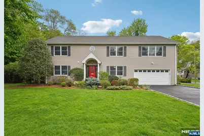 720 Maxwell Place, Ridgewood, NJ 07450 - Photo 1