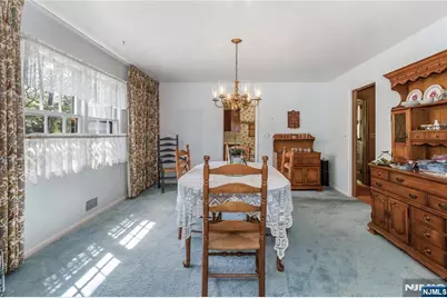 557 Taunton Road, Wyckoff Township, NJ 07481 - Photo 15