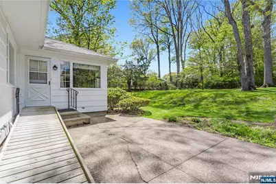 557 Taunton Road, Wyckoff Township, NJ 07481 - Photo 37