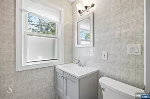 80 Joyce Rd, Tenafly, NJ 07670 - Photo 17