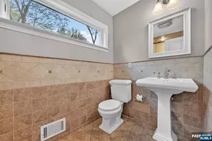 63 Alcott Rd, Mahwah, NJ 07430 - Photo 39