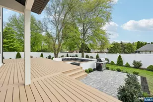 424 Ridgewood Ave, Paramus, NJ 07652 - Photo 45