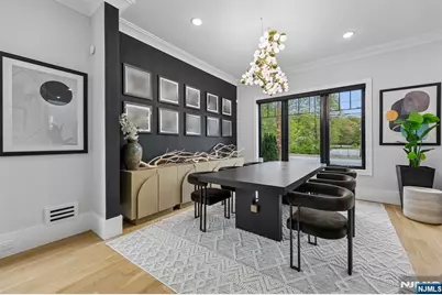 424 Ridgewood Avenue, Paramus, NJ 07652 - Photo 13