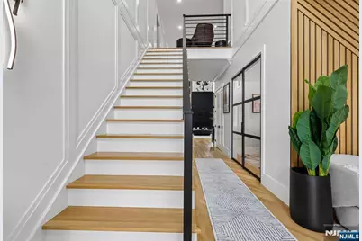 424 Ridgewood Avenue, Paramus, NJ 07652 - Photo 3