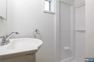 192 High St, Northvale, NJ 07647 - Photo 13
