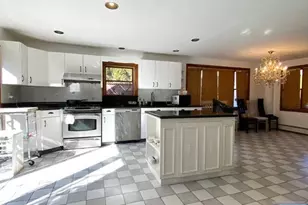 330 Westview Ave, Fort Lee, NJ 07024 - Photo 5