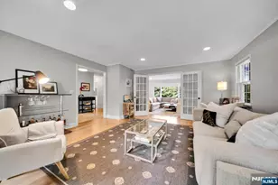 10 Carolina Pl, Ridgewood, NJ 07450 - Photo 11