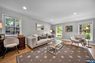 10 Carolina Pl, Ridgewood, NJ 07450 - Photo 9