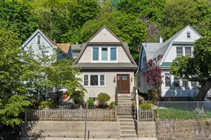 370 Undercliff Ave, Edgewater, NJ 07020 - Photo 1