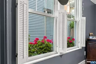 370 Undercliff Ave, Edgewater, NJ 07020 - Photo 19