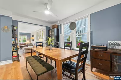 370 Undercliff Avenue, Edgewater, NJ 07020 - Photo 17