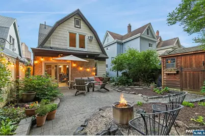 370 Undercliff Avenue, Edgewater, NJ 07020 - Photo 35