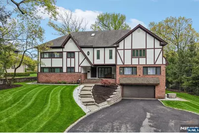 536 Illingworth Avenue, Englewood, NJ 07631 - Photo 3
