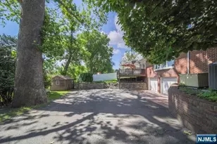 4 Mellon Ln, Tenafly, NJ 07670 - Photo 3