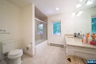 4 Mellon Ln, Tenafly, NJ 07670 - Photo 31
