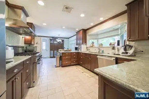 4 Mellon Ln, Tenafly, NJ 07670 - Photo 13