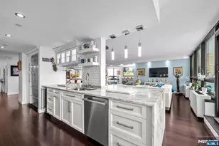 800 Palisade Ave 1701, Fort Lee, NJ 07024 - Photo 25