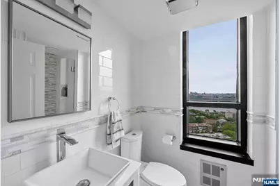 800 Palisade Avenue 1701 #1701, Fort Lee, NJ 07024 - Photo 33