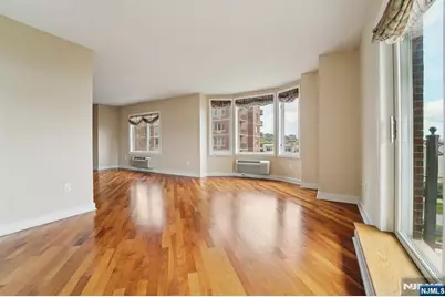 6210 City Place, Edgewater, NJ 07020 - Photo 5