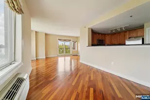 6210 City Pl, Edgewater, NJ 07020 - Photo 19