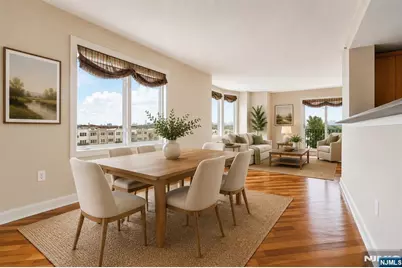 6210 City Place, Edgewater, NJ 07020 - Photo 3