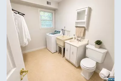 1 Lyons Place, Westwood, NJ 07675 - Photo 15