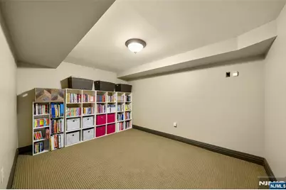 38 Carlson Court, Closter, NJ 07624 - Photo 23