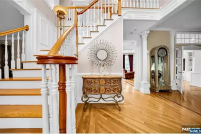 317 Rock Ridge Court, Franklin Lakes, NJ 07417 - Photo 5