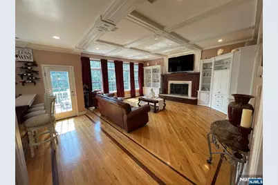 317 Rock Ridge Court, Franklin Lakes, NJ 07417 - Photo 15