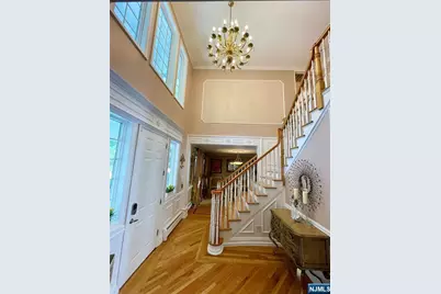 317 Rock Ridge Court, Franklin Lakes, NJ 07417 - Photo 3