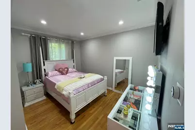 317 Rock Ridge Court, Franklin Lakes, NJ 07417 - Photo 25