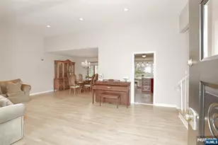 800 Glenside Ct, Oradell, NJ 07649 - Photo 7