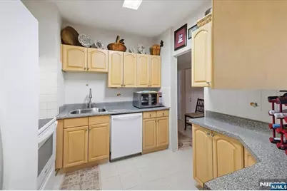 180 Lafayette Ave 4G #4G, Passaic, NJ 07055 - Photo 15