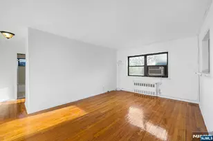 420 Park 3F, Fort Lee, NJ 07024 - Photo 9