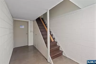 239 Crescent Lane 1 #1, Cliffside Park, NJ 07010 - Photo 19