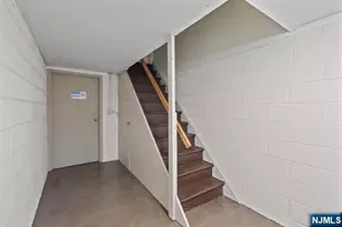239 Crescent Ln 1, Cliffside Park, NJ 07010 - Photo 19