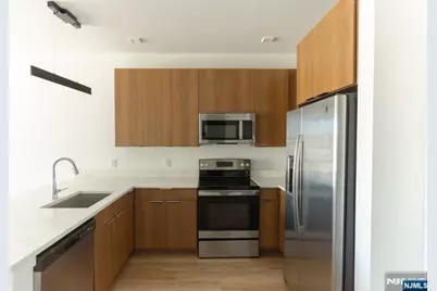 300 State Street 303 #303, Hackensack, NJ 07601 - Photo 5