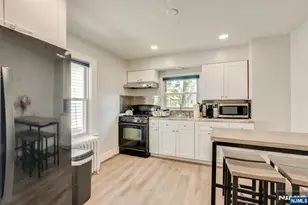 278 High St, Hackensack, NJ 07666 - Photo 3