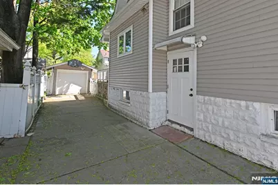 116 Quackenbush Avenue, Dumont, NJ 07628 - Photo 23