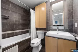 600 Harbor Blvd 870, Weehawken, NJ 07086 - Photo 7