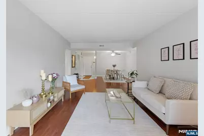 38 Moonachie Road 101 #101, Hackensack, NJ 07601 - Photo 5