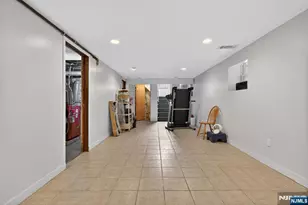 176 Boyd Ave, Jersey City, NJ 07304 - Photo 35