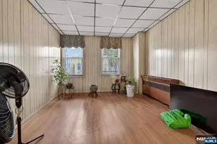 176 Boyd Ave, Jersey City, NJ 07304 - Photo 25